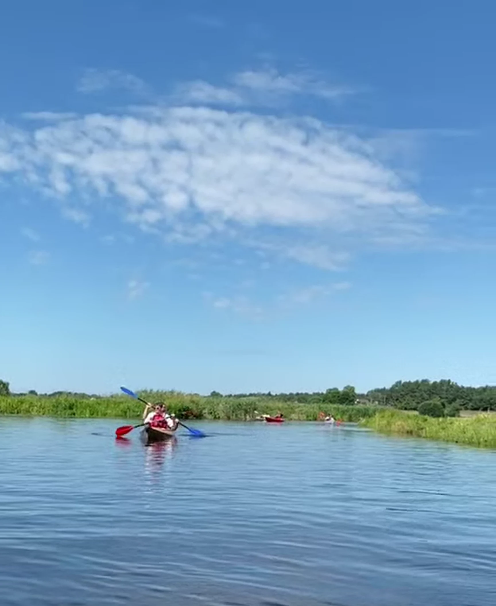 Team kayaking on the Stokhid